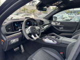 4000ccV型8気筒DOHCツインターボ+モーター 612ps/5750〜6500rpm 86.7kgm/2500〜4500rpm(カタログ値) 285/40R22&325/35R22 AMG RIDE CONTROLエアサスペンション AMGトラックペース