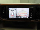 バックモニターを装備しています。車庫入れ時等に車両後方が確認出来るのでとても便利です。