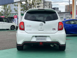 火曜日〜土曜日は9:30〜18:30、日曜日は9:30〜18:00まで営業しております。(月曜定休、その他会社カレンダーをご確認下さい)