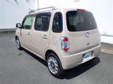当社の中古車はすべて支払総額表示で掲載中!納車前の整備費用は車両本体価格に含みます。隅々まで行き届いた整備と1年間距離無制限のロングラン保証が安全なカーライフをお届けいたします。