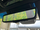 【デジタルインナーミラー】後席の大きな荷物や同乗者で後方が確認しづらい時でも安心!カメラが撮影した車両後方の映像をルームミラー内に表示。クリアな視界で状況の確認が可能です!