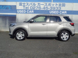 中古車は1台として同じコンディションのものは存在しないため、安心しておクルマをお選びいただけるよう、信頼のおける第三者機関が基準に従い、車両の品質と状態をチェックし、評価するのが「第三者評価」です。