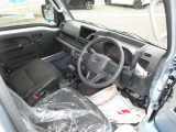 届出済未使用車/4WD/CVT/SA/LEDヘッドライト/冬タイヤSW&マットバイザー付