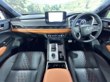 アウトランダー PHEV 2.4 P 4WD 