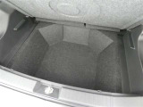 当社は、任意保険も取り扱っております。お車の保険のお見積りはお気軽にどうぞ。万が一の時、窓口を一本化すると便利です。