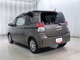 コンパクトカーは荷物も積めて小回りもききます!街乗りには便利なお車です!