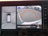 上からの視点で狭い駐車場への駐車などに役立つアラウンドビューモニターです♪