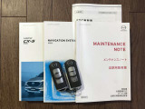 取扱書&整備手帳揃っております☆遠くからドアの開錠施錠が出来る便利なキーレスを装備しています。