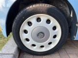 ご納車前には、法定12ヶ月点検相当の点検を実施いたします。プロの整備スタッフが点検をするので、安心して中古車にお乗りいただけます。
