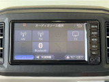 Bluetooth対応、CD再生機能付き。お好きな音楽を聴きながらのドライブは楽しいですよね〜♪