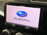 【メーカー純正ナビ】インテリアに溶け込むスタイリッシュな「専用設計」メーカーナビを装備♪視認性や操作性など基本性能にも優れ、より上質なカーライフをお楽しみいただけます。