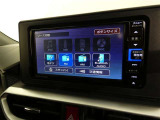 【オーディオ選択画面】AM/FMの切替や、交通情報もこちらの画面から選択できます。