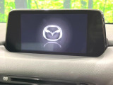 【メーカー純正ナビ】インテリアに溶け込むスタイリッシュな「専用設計」メーカーナビを装備♪視認性や操作性など基本性能にも優れ、より上質なカーライフをお楽しみいただけます。