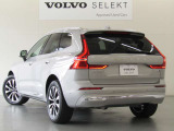 良質なスカンジナビアンデザインに全身を包まれたXC60には、控えめながら自信に満ちた、歴然とした美しさが備わっています。伝統のテールランプデザインは、変わらず安全へのこだわりが見てとれます。