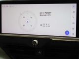 ディスプレイオーディオを装備してます。スマホと連動させると音楽やアプリを楽しむことができます。