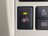 【シートヒーター】寒い日に重宝するシートヒーター!エアコンより早く温まってくれるので寒がりの人も安心ですね♪エアコンの温風は乾燥するから苦手、という方にもをおすすめです。
