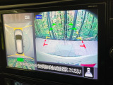 【アラウンドビューモニター】専用のカメラにより、上から見下ろしたような視点で360度クルマの周囲を確認することができます☆死角部分も確認しやすく、狭い場所での切り返しや駐車もスムーズに行えます。