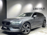 V60クロスカントリー T5 AWD プロ 4WD 4WD 本革シート