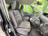 運転席シート廻りは使用感も少なく、良好な状態となっています。丁寧に使われていたことがよくわかりますね。
