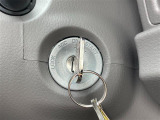 店舗にて現車の確認もいただけますので、お電話で在庫のご確認の上是非ご来店くださいませ。