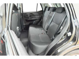 普段のお買い物や通勤、送迎等に十分な荷室スペースを確保しております。セカンドシートを倒すと、大きな荷物の積載も可能です