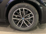 右フロント 225/55R18