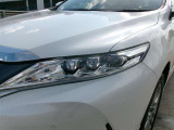 LEDヘッドライトで、明るさはもちろん省エネで環境にもやさしく、夜間の走行や悪天候でも安心です。しかも長寿命!