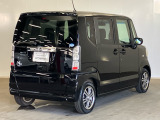 エンジンルーム・足まわり・下まわり・等の点検等「Hホンダ中古車商品化整備基準に基づいた点検整備に加え、エアコンの効き具合、パワーウインドウ・パワードアロックの作動確認など、徹底チェックを行います。