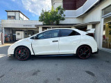 中古車は全てWeb在庫です。現車はストックヤードにて保管しており常時展示はしておりませんので、現車をご確認の場合は事前にお電話にてご連絡お願い致します。075-922-2313 定休日:毎週水曜日