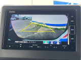 【バックカメラ】駐車時に後方がリアルタイム映像で確認できます。大型商業施設や立体駐車場での駐車時や、夜間のバック時に大活躍!運転スキルに関わらず、今や必須となった装備のひとつです!