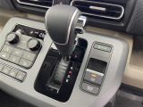 気になる車はすぐにお問い合わせください!画面右側の0066から始まる無料ダイヤルからお問い合わせ下さい!専門スタッフがお車のご質問にお答えいたします!