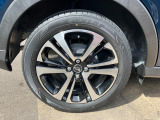静岡ダイハツでは、メーカーの技術認定を受けたプロの整備士が整備を実施いたします。目に見えない部分までしっかりと点検するので安心です。