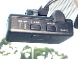 ドライブレコーダー装備です!もしもの時やあおり運転など、映像記録は証拠になるのであると安心ですね!