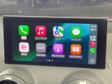 ●AppleCarPlay:スマホとの有線接続で、ナビ・オーディオ再生などスマホのアプリ機能が画面でも使える便利機能です!