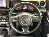 【ステアリングスイッチ】運転中、前方から目線をそらすことなく、オーディオ等の操作が可能な便利機能!安心&快適なドライブを演出してくれます♪