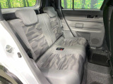 運転席まわりには十分なスペースがあり、大柄な方でもゆったり運転していただける環境です。