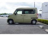 Honda SENSINGとは衝突を予測してブレーキをかけたり、前のクルマとちょうどいい距離でついていったりできる多彩な安心、快適機能を搭載した先進の安全運転支援システムです。