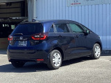 バックカメラが付いているのでバックでの車庫入れも安心です。