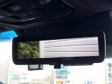 【デジタルインナーミラー】後席の大きな荷物や同乗者で後方が確認しづらい時でも安心!カメラが撮影した車両後方の映像をルームミラー内に表示。クリアな視界で状況の確認が可能です!