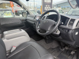 自社認証工場を完備しておりますので、納車前の車検・整備や、アフターメンテナスもばっちりですので、安心して当社にお任せ下さい。また、当社にて車輌ご成約のお客様はオイル交換永久無料のサービス付きです!また