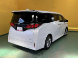 お支払い方法や自動車保険、メンテナンス等、お車に関するご相談は、お気軽に店舗スタッフへお問い合わせください。