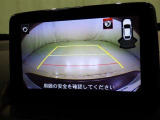 バックモニターも装備しております。バックギアに入れるとナビ画面に車の後方が映し出されます。これで後方確認も安心!