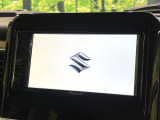 【ディスプレイオーディオ】お手持ちのスマートフォンとの連携で、ナビや音楽再生など各種アプリを使用可能。スマホに近い感覚でお使いいただけます♪