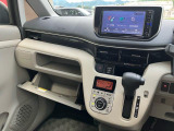 【グローブボックス】現在では車検証入れなどとして活用されることが多いですよ☆