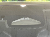 【トヨタセーフティセンス】走行中に前方の車両等を認識し、衝突しそうな時は警報とブレーキで衝突回避と被害軽減をアシスト。より安全にドライブをお楽しみいただけます。