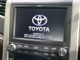 【メーカー純正ナビ】インテリアに溶け込むスタイリッシュな「専用設計」メーカーナビを装備♪視認性や操作性など基本性能にも優れ、より上質なカーライフをお楽しみいただけます。