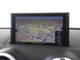 MMIシステムにはナビゲーション、ラジオ、オーディオ、Bluetooth、車両設定機能等がついております。詳しくは0078-6002-900146中古車スタッフまで