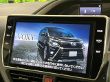 【純正10型ナビ】人気の純正ナビを装備。オーディオ機能も充実しており、Bluetooth接続すればお持ちのスマホやMP3プレイヤーの音楽を再生可能!毎日の運転がさらに楽しくなります!!