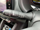 動くタイミングを調整できる間欠式ワイパーは、車速に連動して間欠時間が変化する機能も備えて運転をサポートしてくれます!