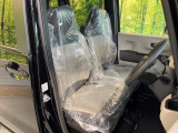 運転席シート廻りは使用感も少なく、良好な状態となっています。丁寧に使われていたことがよくわかりますね。